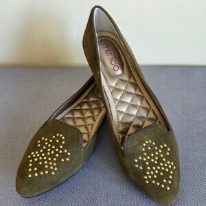 New Me Too 6M Becky Suede Studded Slip On Flat Heel Shoe